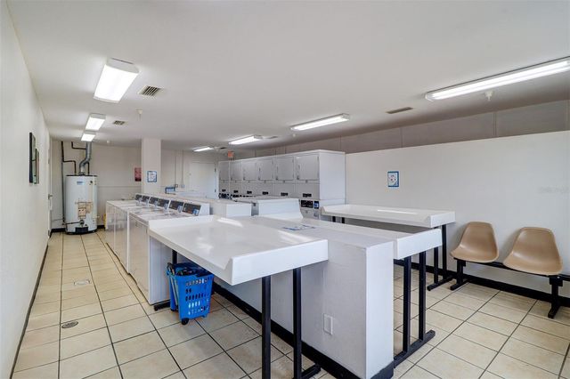 225 POMPANO DRIVE SE C, St Petersburg, FL 33705