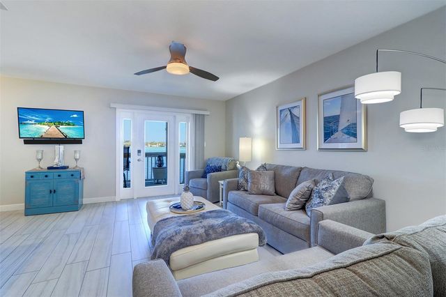 225 POMPANO DRIVE SE C, St Petersburg, FL 33705