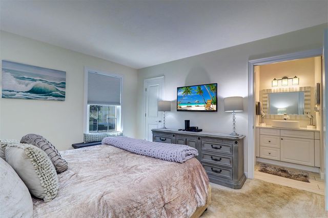 225 POMPANO DRIVE SE C, St Petersburg, FL 33705