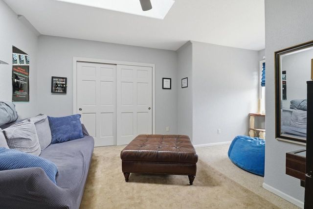 5924 Stefanie WAY, Caledonia, WI 53108