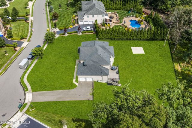 23 Parkside Drive, Jackson, NJ 08527