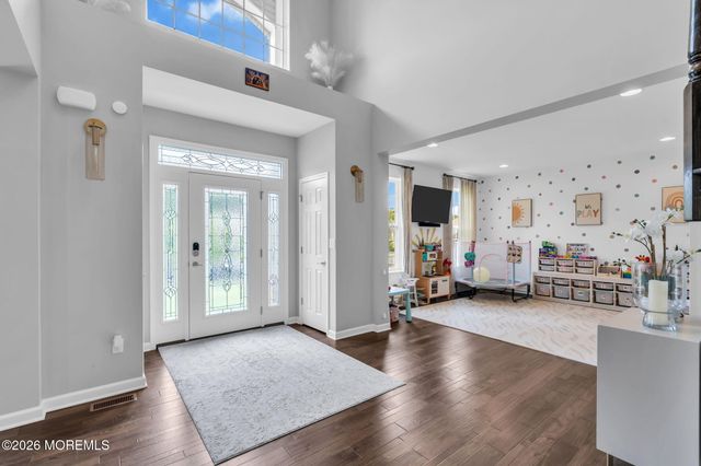 23 Parkside Drive, Jackson, NJ 08527