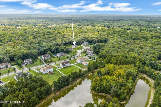 23 Parkside Drive, Jackson, NJ 08527