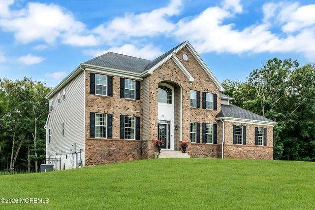 23 Parkside Drive, Jackson, NJ 08527