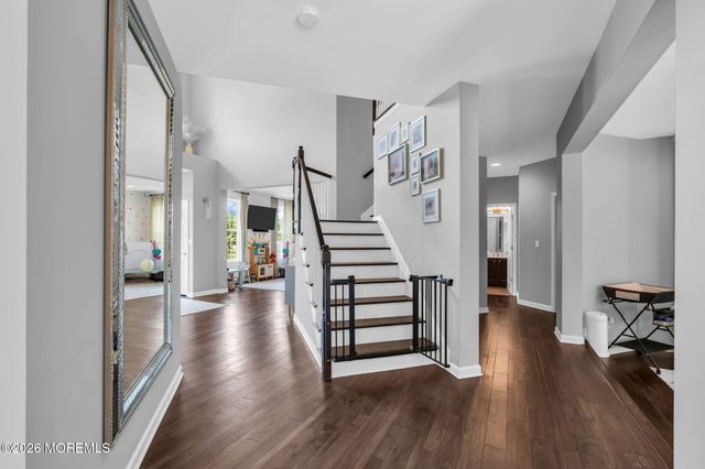 23 Parkside Drive, Jackson, NJ 08527