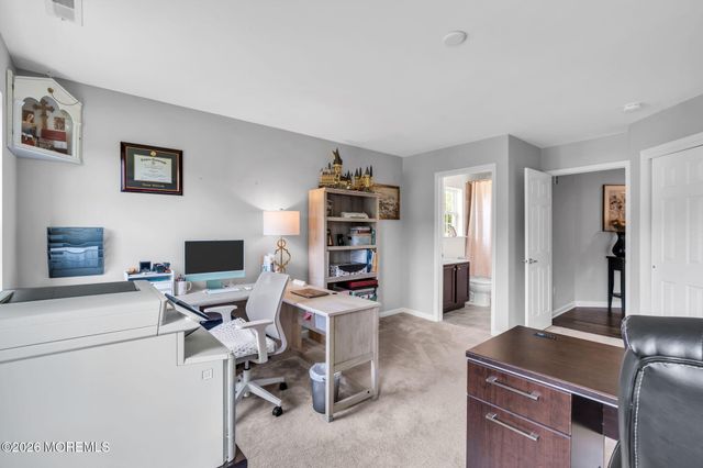 23 Parkside Drive, Jackson, NJ 08527