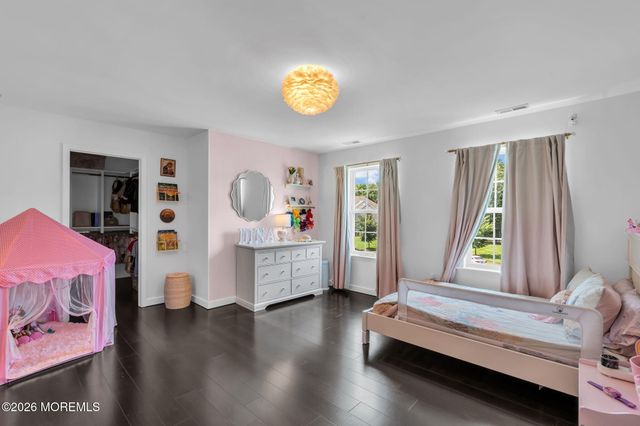23 Parkside Drive, Jackson, NJ 08527