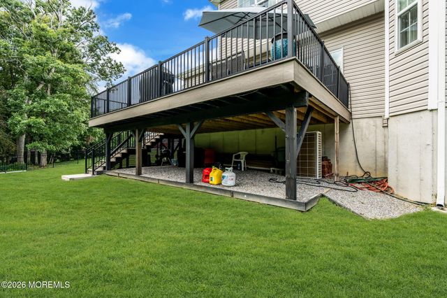 23 Parkside Drive, Jackson, NJ 08527
