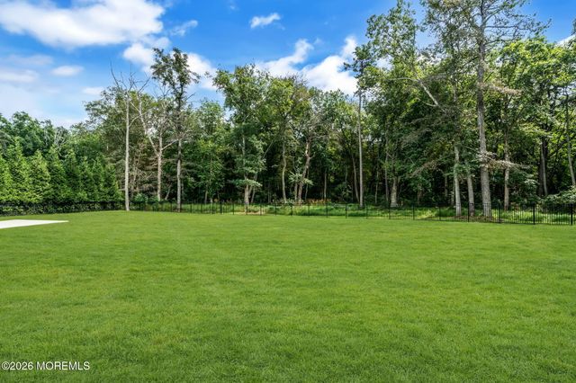 23 Parkside Drive, Jackson, NJ 08527