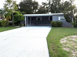 8505 MONARCH PLACE, Palmetto, FL 34221