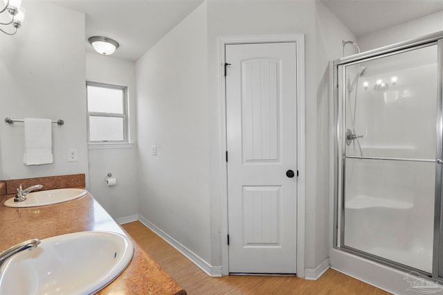 5953 Fairlands Rd, Milton, FL 32583