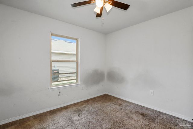 5953 Fairlands Rd, Milton, FL 32583