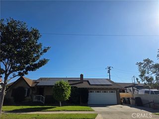 10452 Courson, Stanton, CA 90680