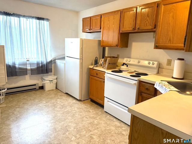 264 Scott Road 4, Waterbury, CT 06705