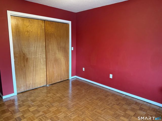 264 Scott Road 4, Waterbury, CT 06705
