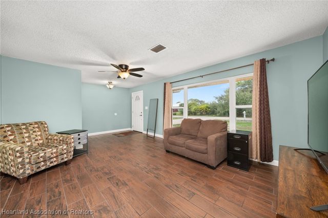 7100 Spring Hill Road, Sebring, FL 33876