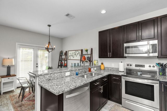 2112 Pomegranate Court, Fort Walton Beach, FL 32547