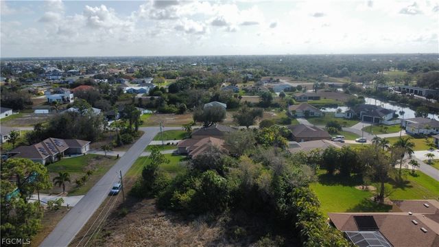 2908 NW 19th ST, Cape Coral, FL 33993