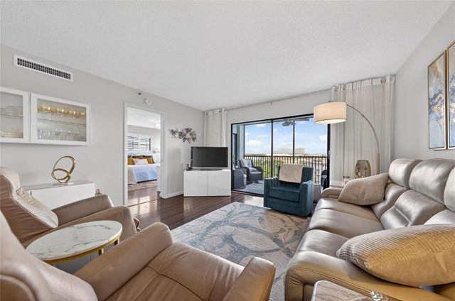 2215 Cypress Island Drive 701, Pompano Beach, FL 33069