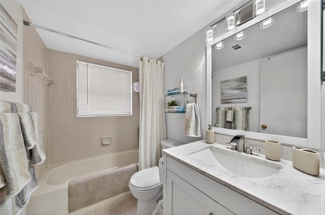 2215 Cypress Island Drive 701, Pompano Beach, FL 33069