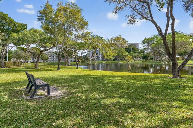 2215 Cypress Island Drive 701, Pompano Beach, FL 33069