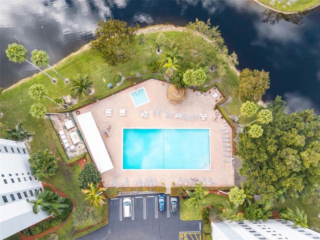 2215 Cypress Island Drive 701, Pompano Beach, FL 33069