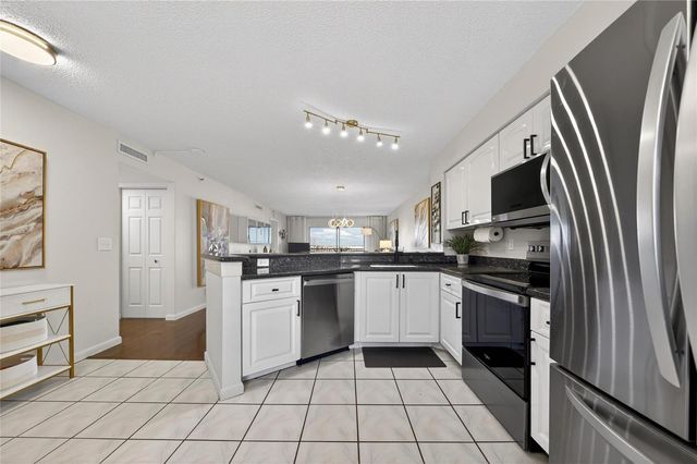 2215 Cypress Island Drive 701, Pompano Beach, FL 33069