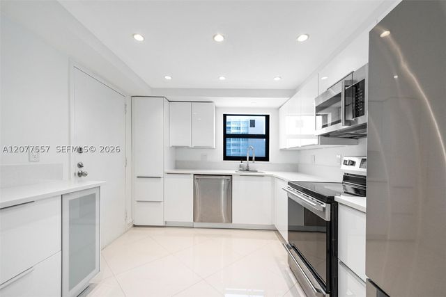 1500 S Ocean Dr G10, Hollywood, FL 33019
