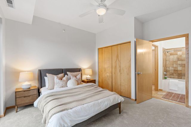4525 Park Commons Drive 521, Saint Louis Park, MN 55416