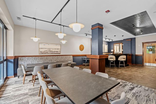 4525 Park Commons Drive 521, Saint Louis Park, MN 55416