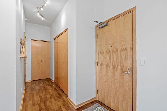 4525 Park Commons Drive 521, Saint Louis Park, MN 55416