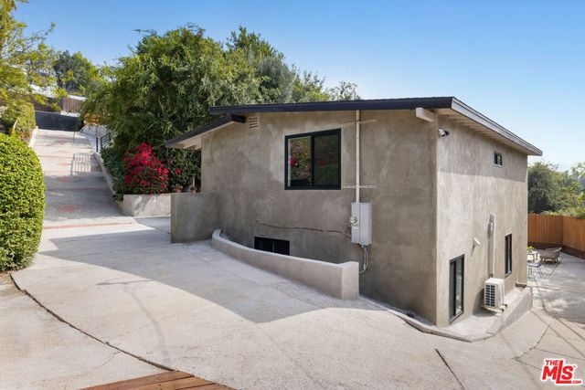 4035 W Avenue 42, Los Angeles, CA 90065