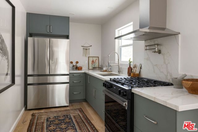 4035 W Avenue 42, Los Angeles, CA 90065