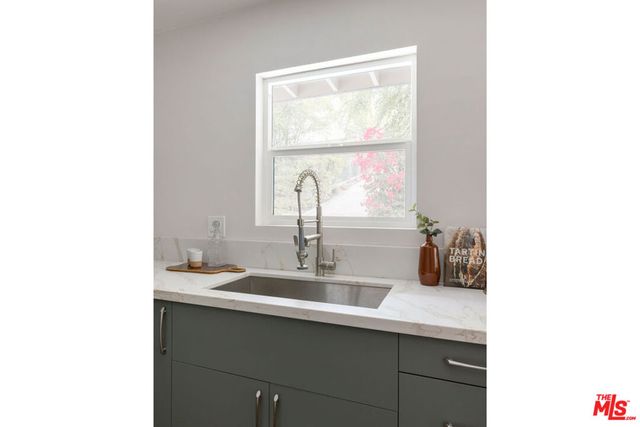 4035 W Avenue 42, Los Angeles, CA 90065