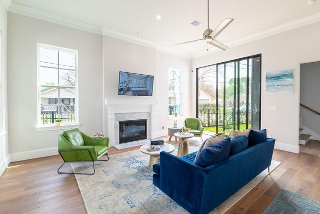 5302 S Capitol, Houston, TX 77023