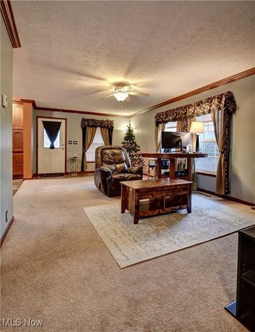 6454 Mears Drive NW, Dover, OH 44622