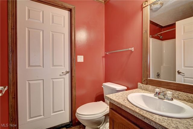 6454 Mears Drive NW, Dover, OH 44622