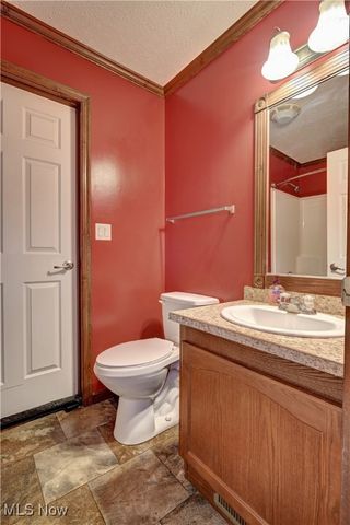 6454 Mears Drive NW, Dover, OH 44622