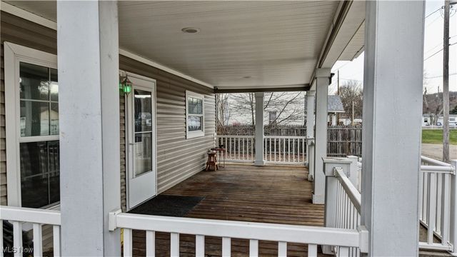 6454 Mears Drive NW, Dover, OH 44622