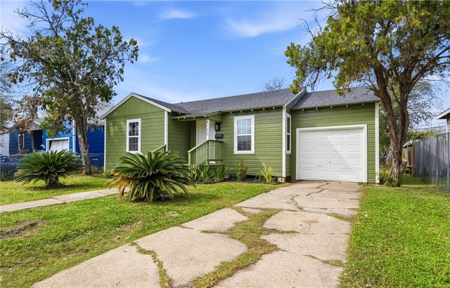 4725 Hamlett Dr, Corpus Christi, TX 78415