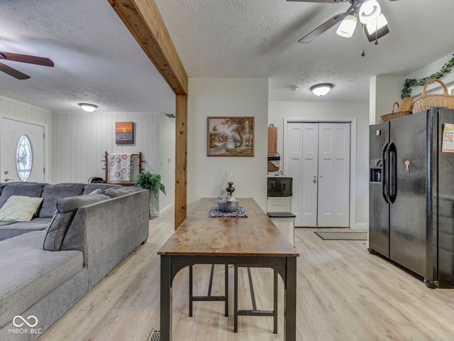 8502 S Fleming Drive, Nineveh, IN 46164