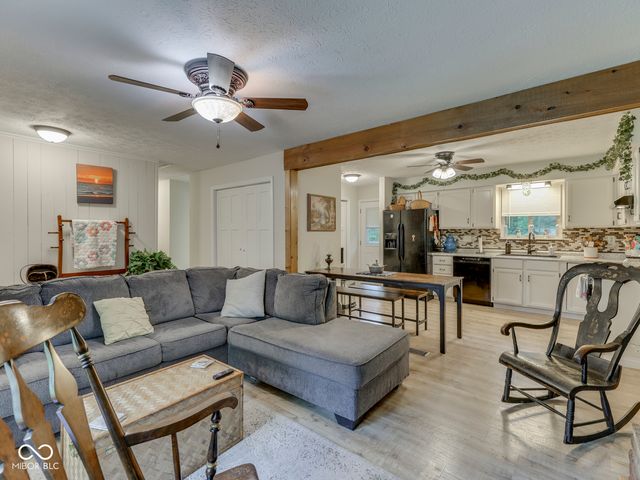 8502 S Fleming Drive, Nineveh, IN 46164