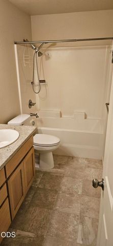 1296 Fruitdale Drive, Grants Pass, OR 97527