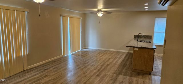 1296 Fruitdale Drive, Grants Pass, OR 97527