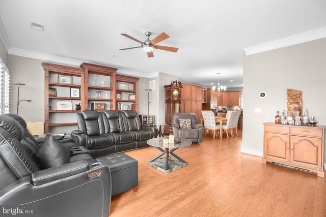 568 MARINA LANDING LN, Woodbridge, VA 22191