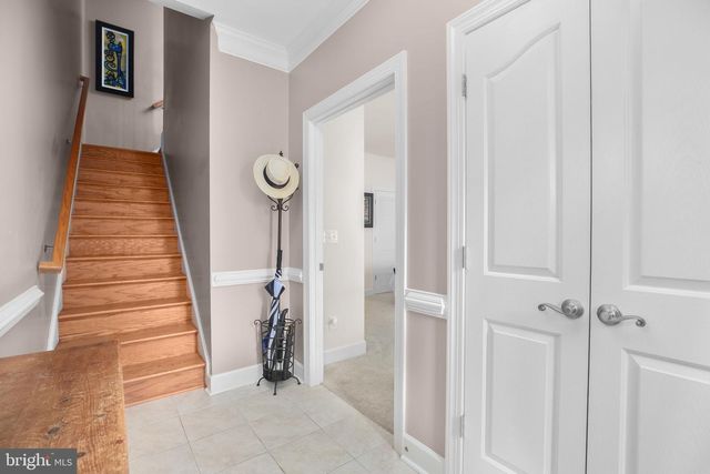 568 MARINA LANDING LN, Woodbridge, VA 22191