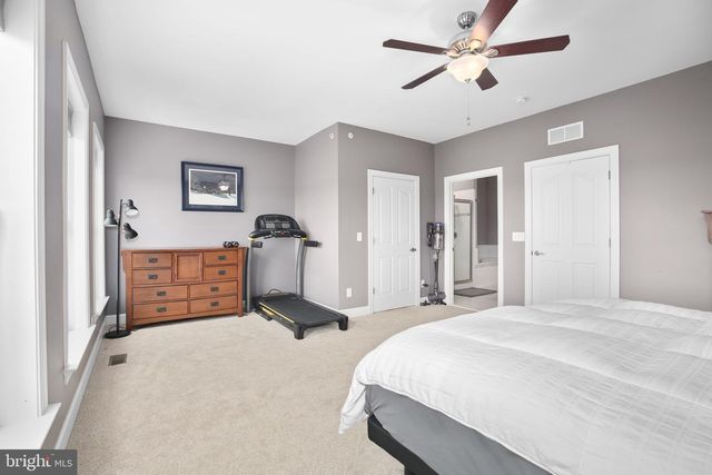 568 MARINA LANDING LN, Woodbridge, VA 22191