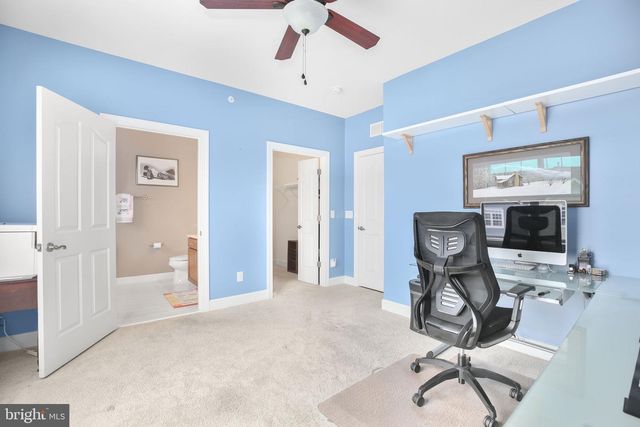 568 MARINA LANDING LN, Woodbridge, VA 22191