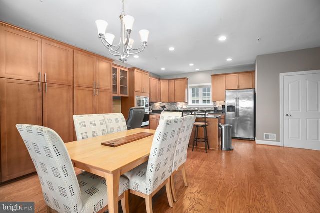 568 MARINA LANDING LN, Woodbridge, VA 22191