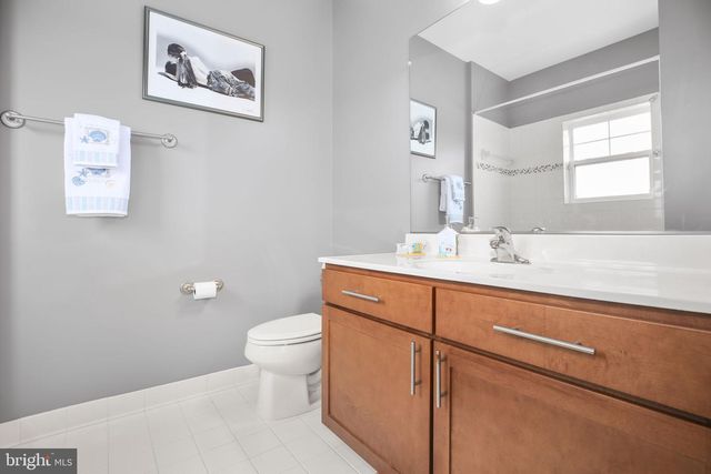 568 MARINA LANDING LN, Woodbridge, VA 22191